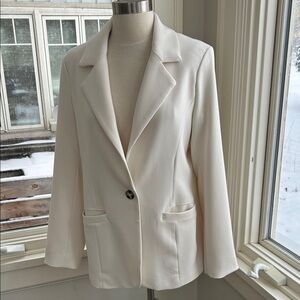 Cool cream blazer Size Medium